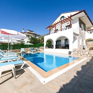 https://villa-shays-ovack.aegeanhotels.net